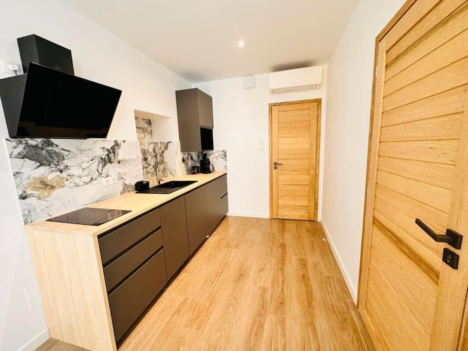 קאן Les Appartements De Nana 4 - Studio Hypercentre, Rue Meynadier, Palais & Plage, Clim, Wifi מראה חיצוני תמונה